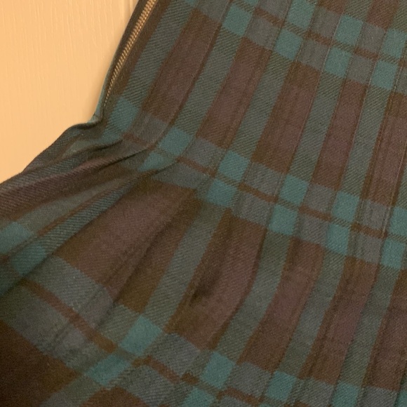 Vintage plaid skirt - Picture 2 of 5